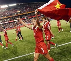 国际足联点赞中国女足：蓄势待放的铿锵玫瑰！
