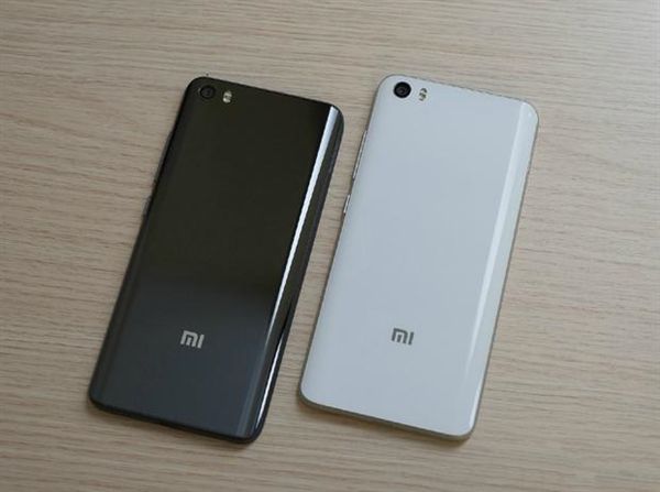 小米6银白色_小米note白色好看还是黑色好看_小米3白片