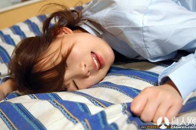 2012最新真人高潮表情照片大全 男人女人照片-36kb