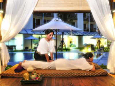 卡塔海滩宜必思酒店 (Ibis Phuket Kata Hotel) 卡塔海滩宜必思酒店 (Ibis Phuket Kata Hotel)