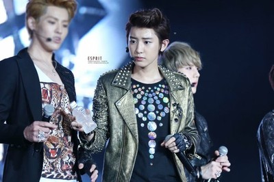 XO行星系】121122121126活动#朴灿烈112… XO行星系】121122121126活动#朴灿烈112…