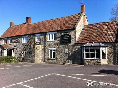 The Wishing Well Shame on you Marstons!_布 The Wishing Well Shame on you Marstons!_布