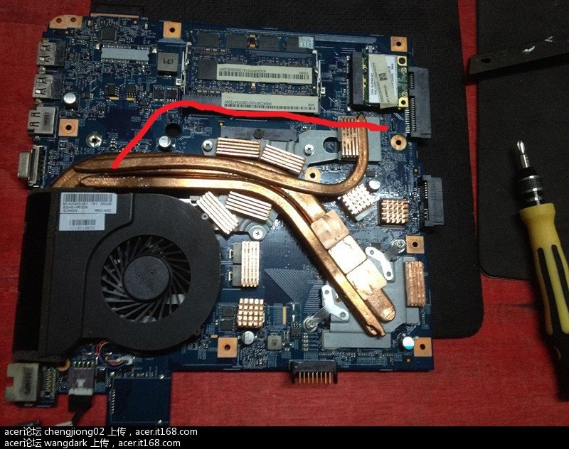 dell笔记本主板温度过高怎么办_笔记本cpu和主板温度过高_宏碁笔记本主板温度过高