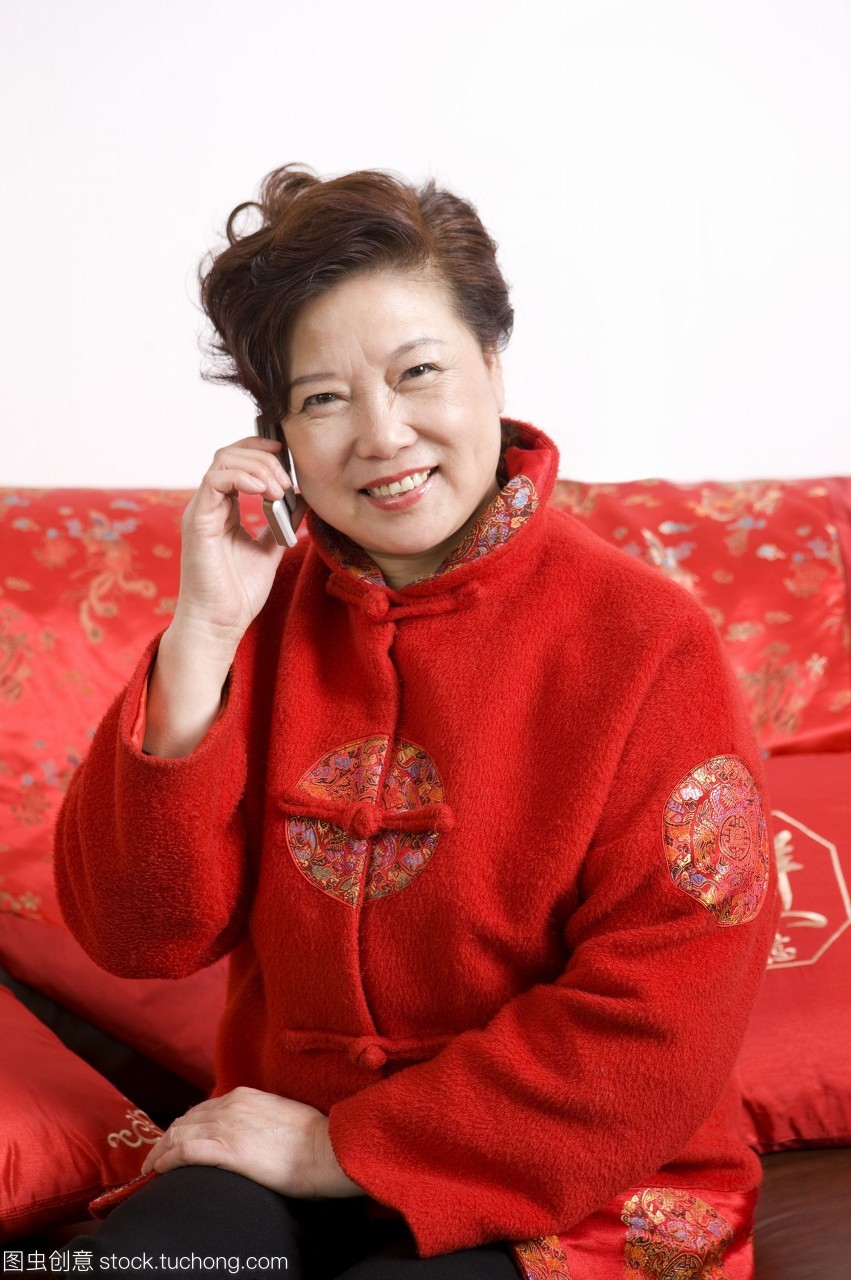 ld,adult woman,domesticity,placement,smile,高 ld,adult woman,domesticity,placement,smile,高