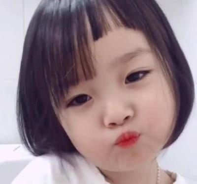 韩国那个表情包小女孩