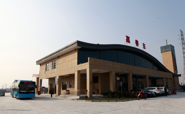 嘉善到湖州的汽车都几点的?大概多长时间到?